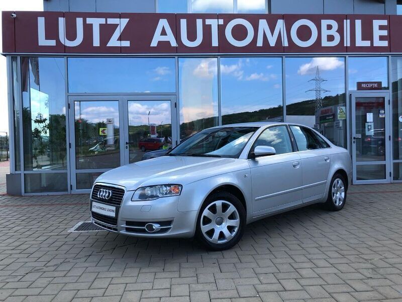 Gri metalizat Utilizat 2005 Audi A4 Sport Break | 5.250 EUR (Scump) - Imagine 1/4