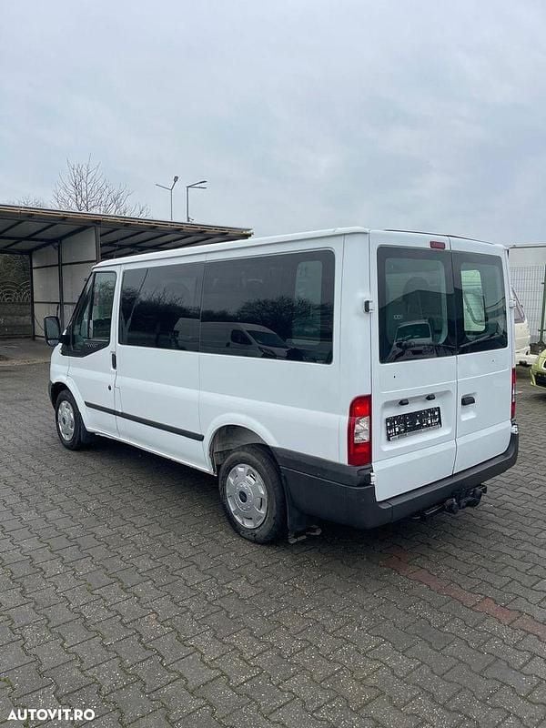 Second-hand Ford Transit 100 CP (73 kW) 2013 Culoarealb Monovolum