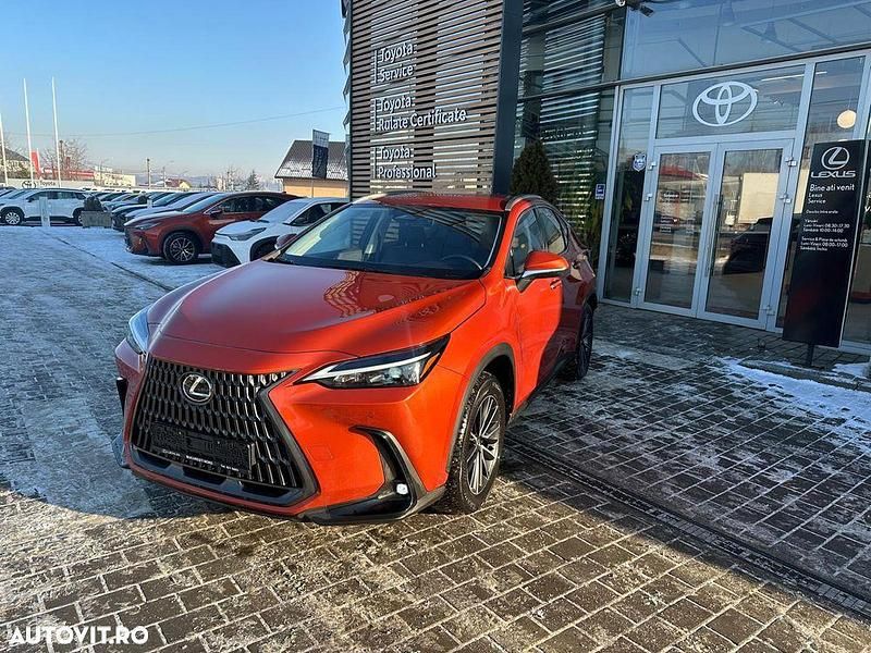 Culoareportocaliu Utilizat 2024 Lexus NX350h Business Edition SUV | 45.899 EUR - Imagine 1/4