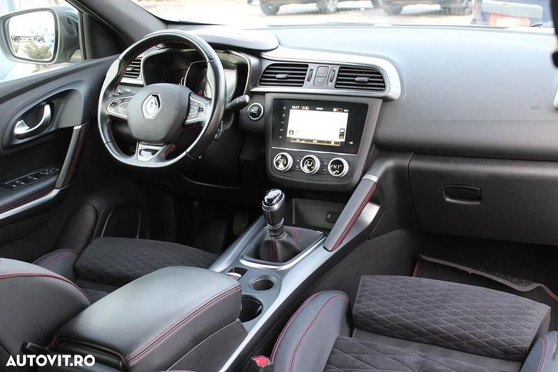 Second-hand Renault Kadjar 159 CP (116 kW) 2020 Culoareargint SUV