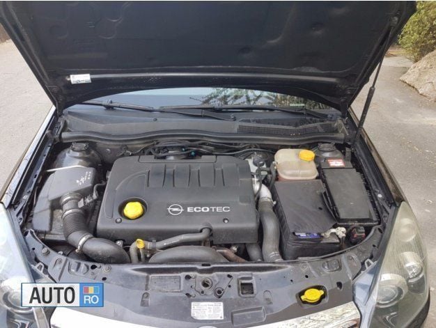 Second-hand Opel Astra 101 CP (74 kW) 2007 Negru Break