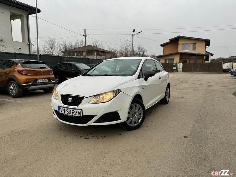 Alb Second-hand 2011 Seat Ibiza Hatchback | 2.200 EUR (Super Preț) - Imagine 1/4