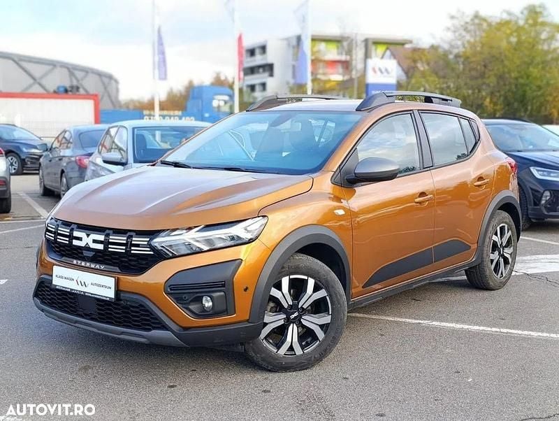 Culoareportocaliu Utilizat 2023 Dacia Sandero Expression Hatchback | 13.400 EUR (Scump) - Imagine 1/4