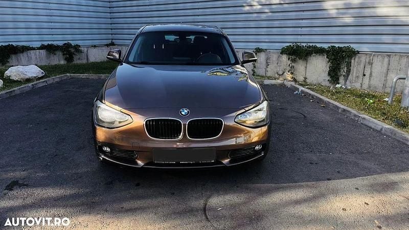 Culoaremaro Utilizat 2013 BMW 116 Efficient Dynamics Hatchback | 7.400 EUR (Preț OK) - Imagine 1/4