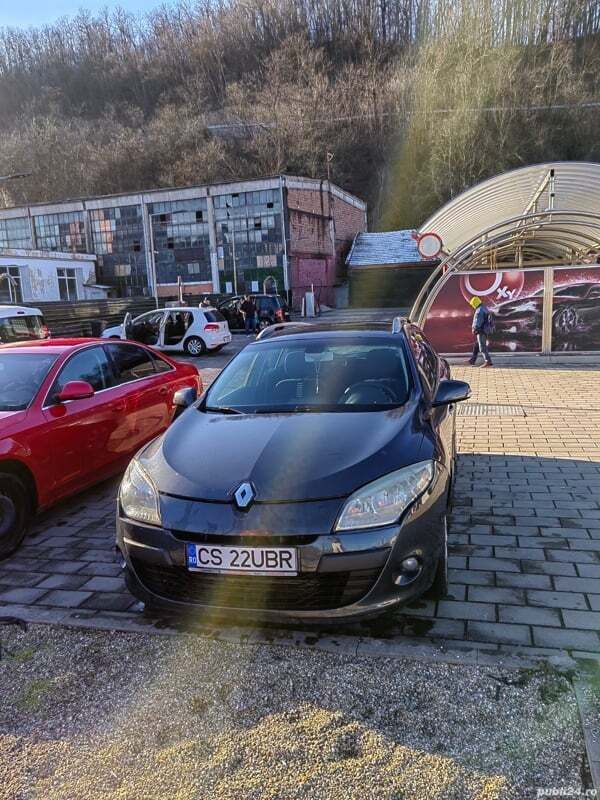 Utilizat 2011 Renault Mégane III Berlinǎ | 3.250 EUR (Preț OK) - Imagine 1/4
