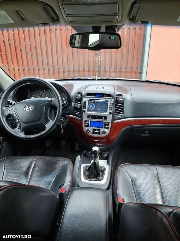 Culoarealb Utilizat 2009 Hyundai Santa Fe GLS SUV | 6.500 EUR (Puțin scump) - Imagine 1/4