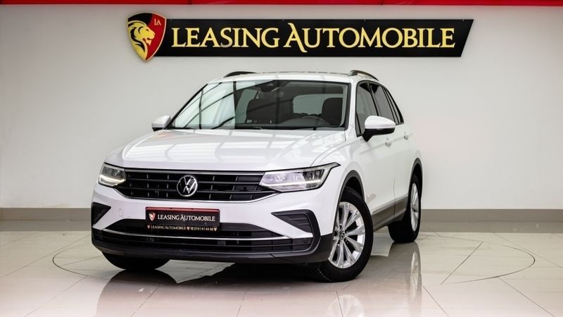 Alb Utilizat 2020 VW Tiguan Life SUV | 19.990 EUR (Super Preț) - Imagine 1/4