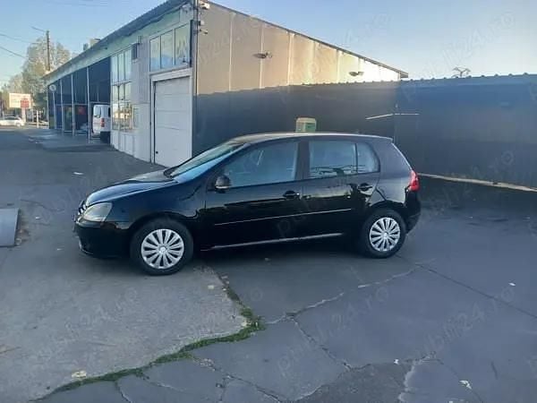 Utilizat 2005 VW Golf V Hatchback | 2.390 EUR (Preț OK) - Imagine 1/4