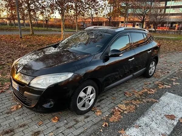 Utilizat 2010 Renault Mégane GrandTour Break | 2.899 EUR (Preț bun) - Imagine 1/4