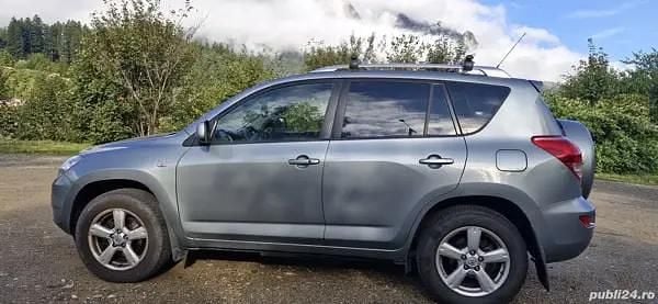 Gri Utilizat 2007 Toyota RAV4 SUV | 4.750 EUR (Puțin scump) - Imagine 1/4
