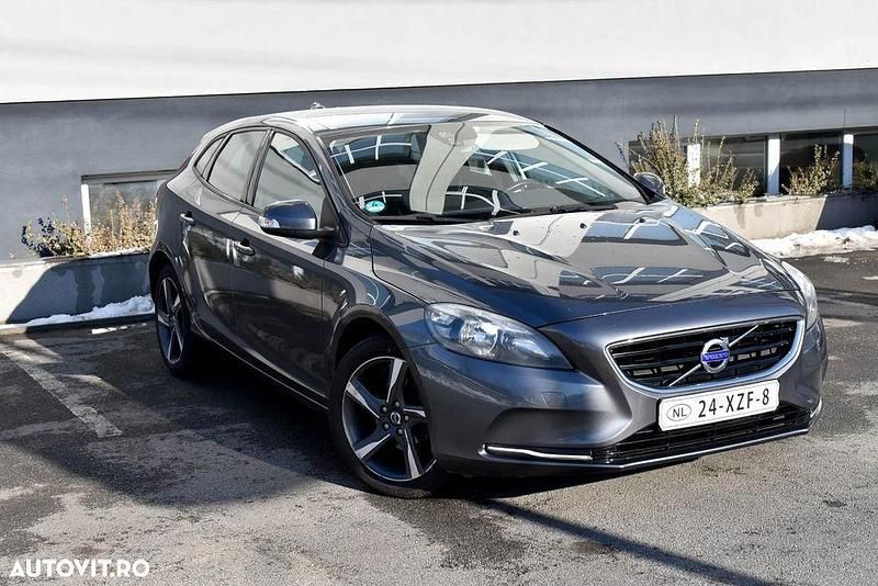 Second-hand Volvo V40 115 CP (84 kW) 2013 Culoaregri Hatchback