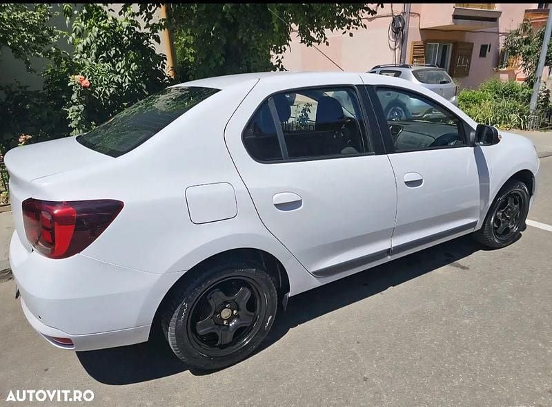 Culoarealb Utilizat 2019 Dacia Logan Prestige Berlinǎ | 6.000 EUR (Super Preț) - Imagine 1/4