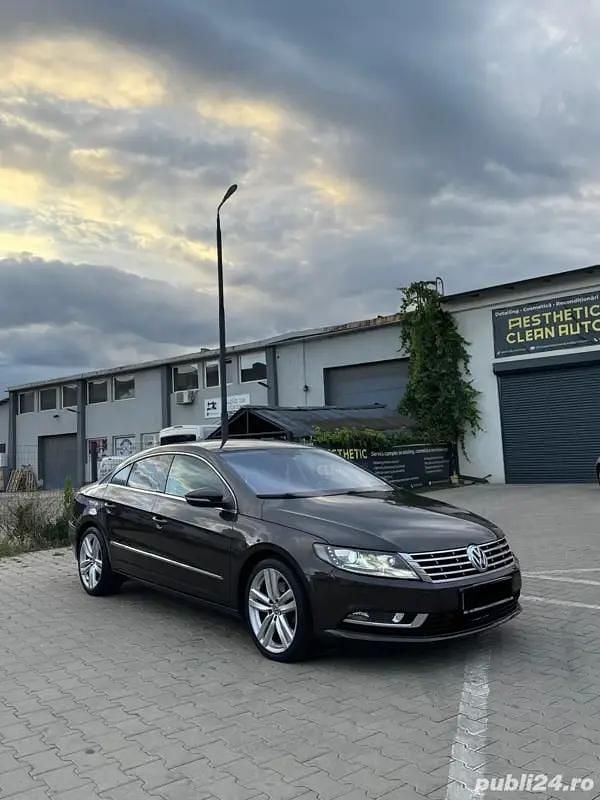 Second-hand VW Passat 170 CP (125 kW) 2014 Maro Berlinǎ