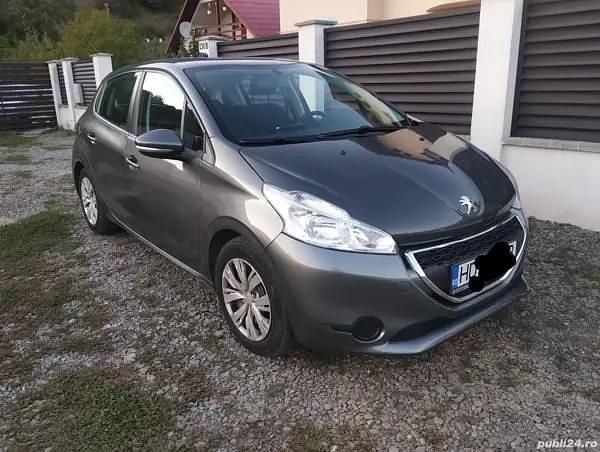 Second-hand Peugeot 208 68 CP (50 kW) 2014 Hatchback