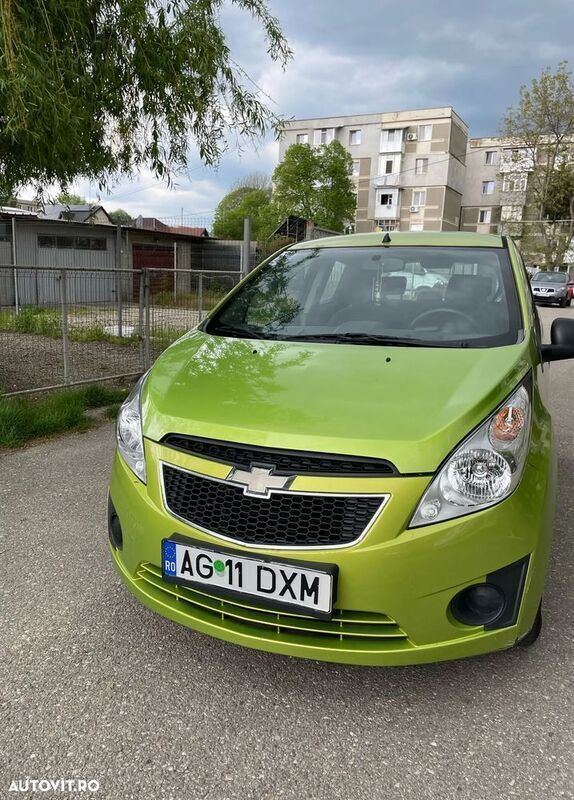 Verde Utilizat 2011 Chevrolet Spark Hatchback | 2.600 EUR - Imagine 1/4