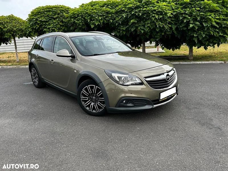 Culoarebej Utilizat 2016 Opel Insignia Country Tourer Break | 9.000 EUR - Imagine 1/4