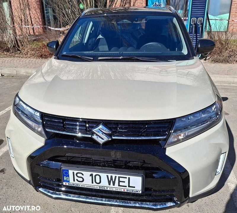 Second-hand Suzuki Vitara 115 CP (84 kW) 2025 Culoarebej SUV