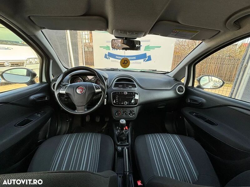 Second-hand Fiat Punto 85 CP (62 kW) 2012 Alb Hatchback