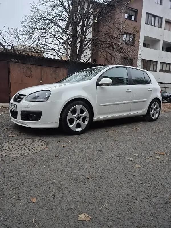 Second-hand 2009 VW Golf VI Hatchback | 3.150 EUR (Super Preț) - Imagine 1/4