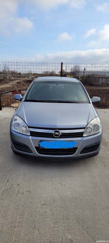 Utilizat 2006 Opel Astra Hatchback | 1.400 EUR (Preț bun) - Imagine 1/4