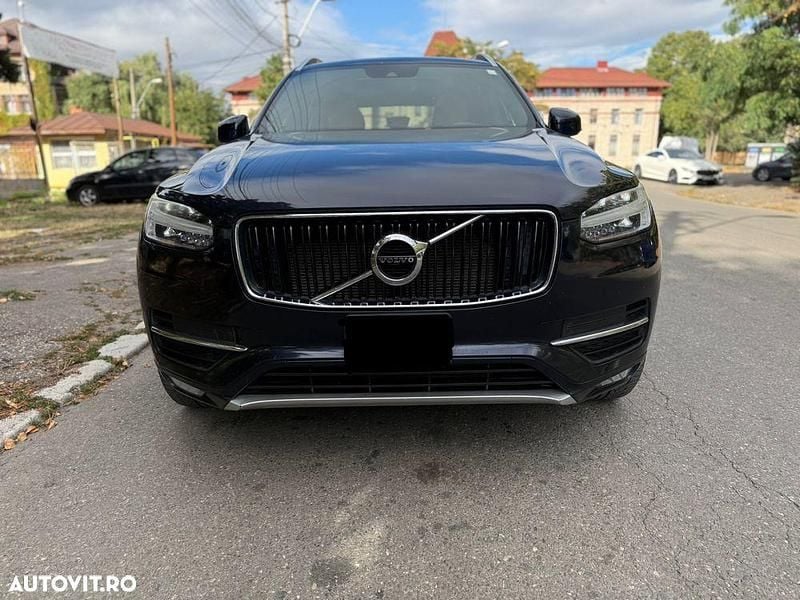 Culoarealbastru Utilizat 2018 Volvo XC90 Momentum SUV | 21.000 EUR (Preț OK) - Imagine 1/4