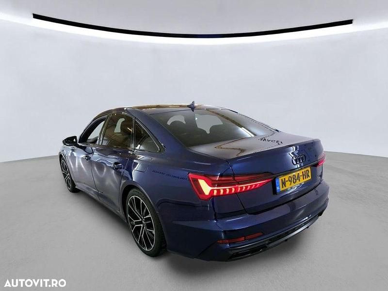 Second-hand Audi A6 Advanced 299 CP (219 kW) 2021 Culoarealbastru Berlinǎ