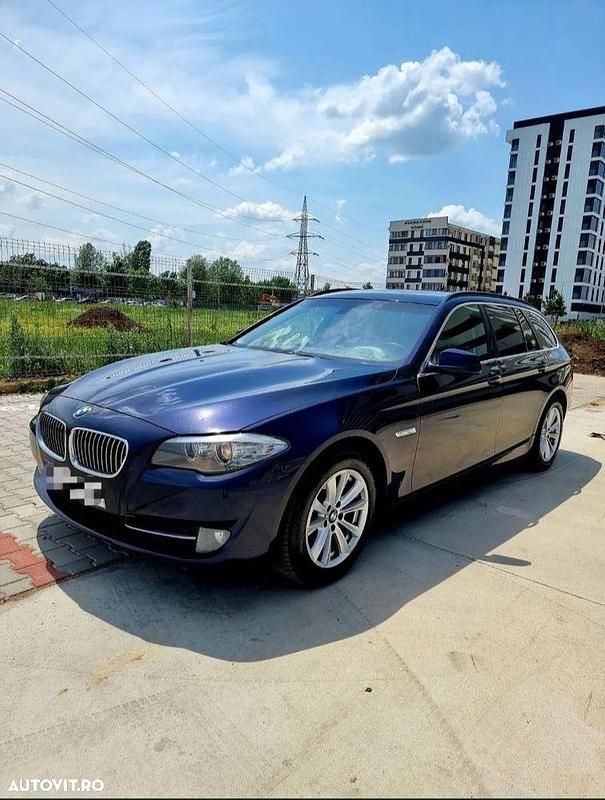 Albastru Utilizat 2012 BMW 520 Break | 6.500 EUR (Super Preț) - Imagine 1/4