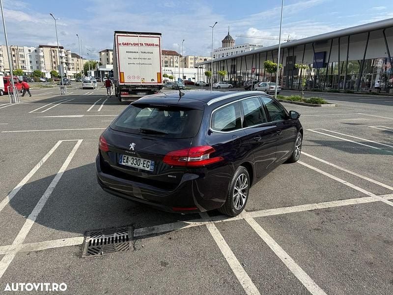Second-hand Peugeot 308 Allure 120 CP (88 kW) 2016 Negru Break