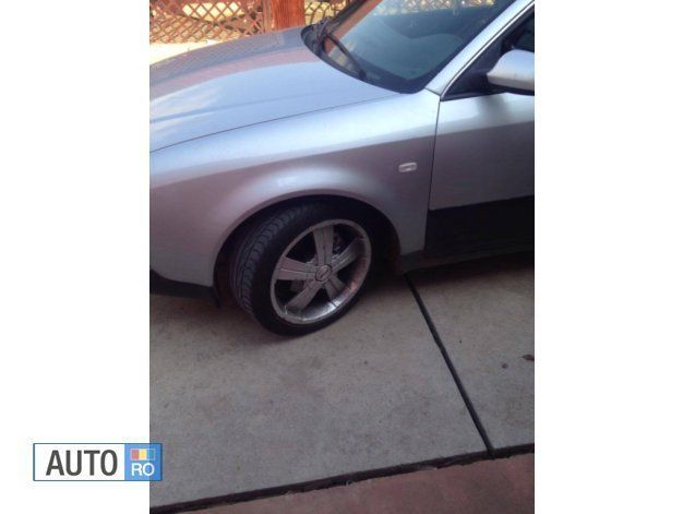 Second-hand Audi A6 150 CP (110 kW) 2000 Gri Berlinǎ