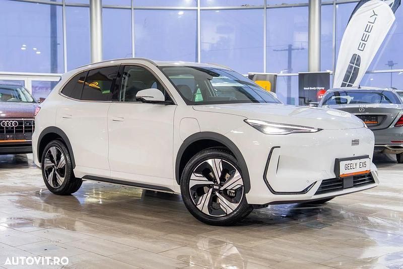 Nouă Geely EX5 160 kW (218 CP) 2025 Culoarealb SUV
