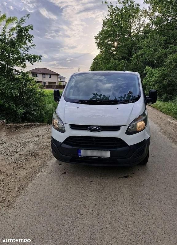 Culoarealb Utilizat 2014 Ford Transit Custom Basis Monovolum | 7.150 EUR (Preț OK) - Imagine 1/4