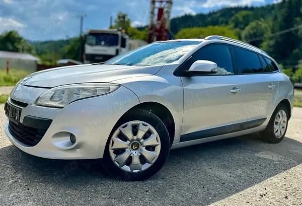 Gri Utilizat 2009 Renault Mégane III Break | 3.399 EUR (Preț OK) - Imagine 1/4