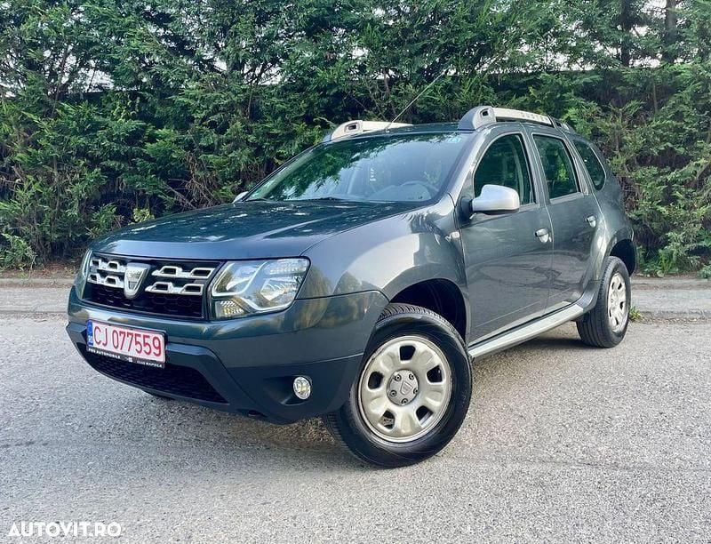 Culoaregri Utilizat 2015 Dacia Duster Lauréate SUV | 7.190 EUR (Preț bun) - Imagine 1/4