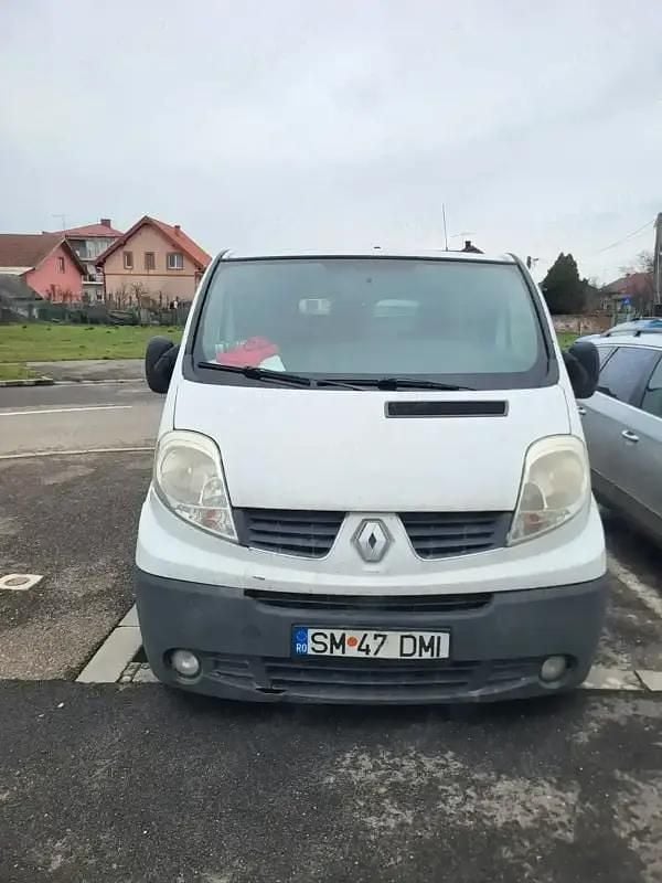 Second-hand Renault Trafic 150 CP (110 kW) 2009 Alb Monovolum