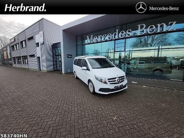 Utilizat 2023 Mercedes V250 Monovolum | 67.490 EUR (Scump) - Imagine 1/1