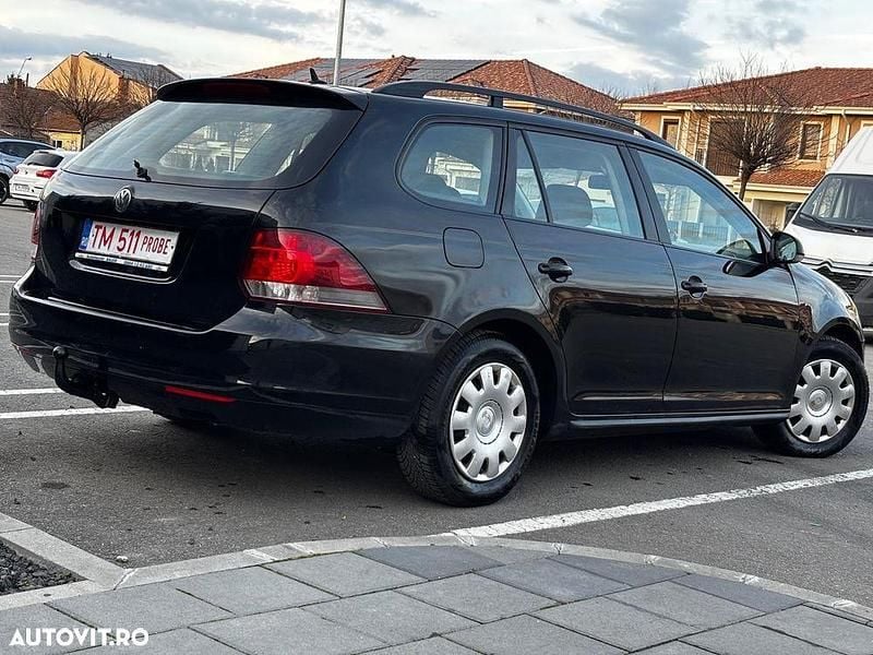 Second-hand VW Golf VI Comfortline 90 CP (66 kW) 2011 Culoarenegru Hatchback