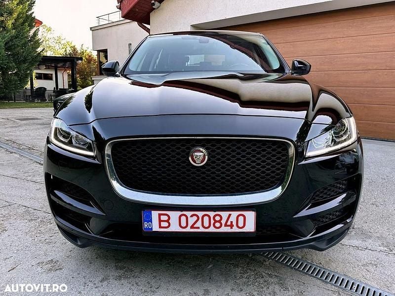 Second-hand Jaguar F-Pace Prestige 180 CP (132 kW) 2017 Culoarenegru SUV