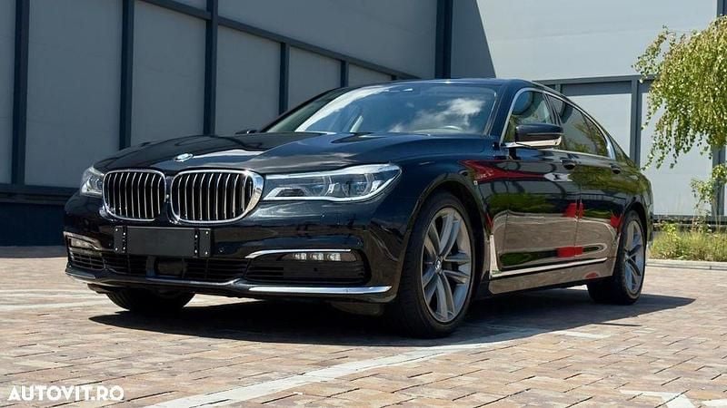 Culoarenegru Utilizat 2019 BMW 730L Comfort Edition Berlinǎ | 33.799 EUR (Preț bun) - Imagine 1/4