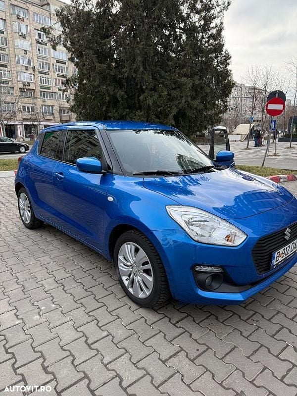 Second-hand Suzuki Swift 90 CP (66 kW) 2018 Culoarealbastru Hatchback