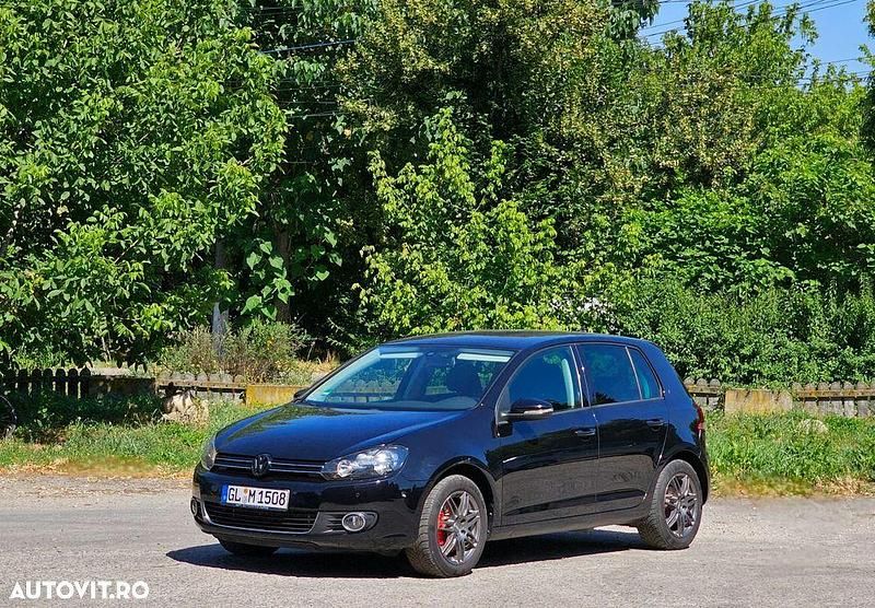 Culoarenegru Utilizat 2011 VW Golf VI Highline Hatchback | 6.200 EUR (Preț OK) - Imagine 1/4