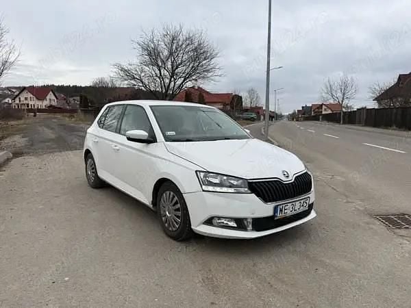 Argintiu Second-hand 2020 Skoda Fabia Hatchback | 4.900 EUR (Super Preț) - Imagine 1/4