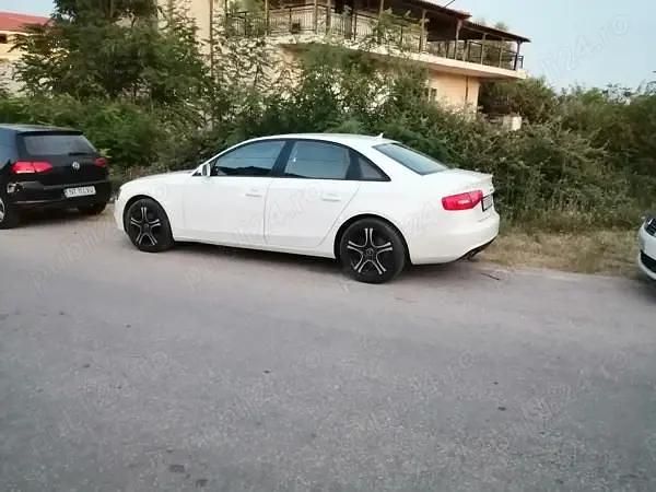 Second-hand Audi A4 150 CP (110 kW) 2013 Alb Berlinǎ