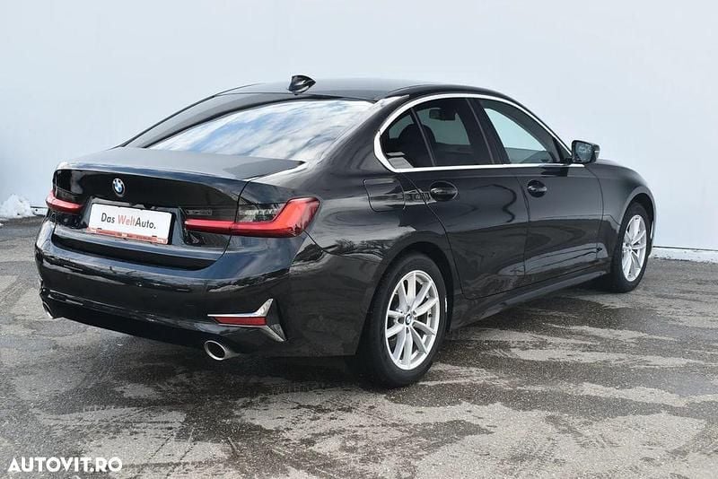 Second-hand BMW 320 190 CP (139 kW) 2022 Negru Berlinǎ