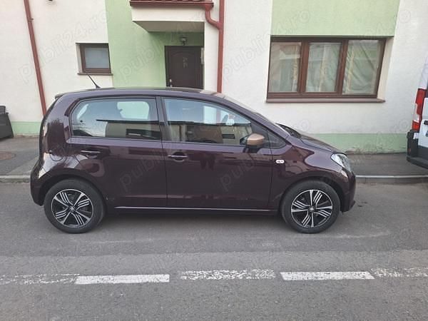 Violet Utilizat 2018 Seat Mii Cosmopolitan Hatchback | 5.999 EUR - Imagine 1/4