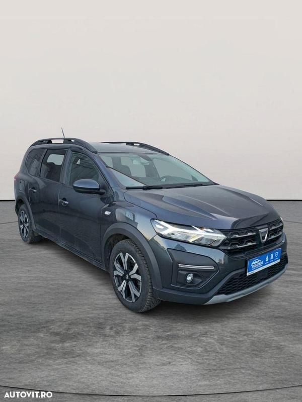 Second-hand Dacia Jogger 110 CP (80 kW) 2022 Culoaregri Monovolum