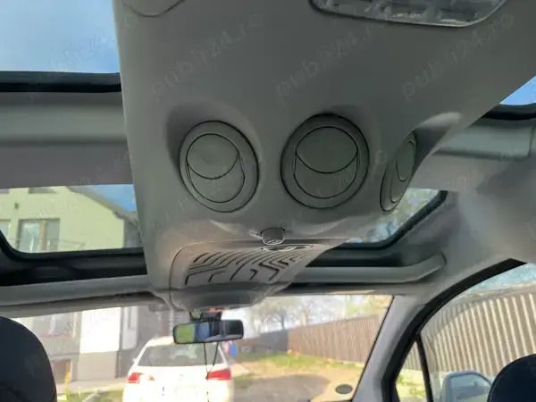 Albastru Utilizat 2010 Citroën Berlingo Monovolum | 3.300 EUR - Imagine 1/4