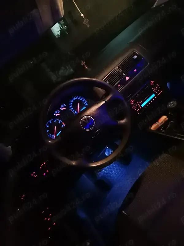 Utilizat 2002 VW Golf IV Hatchback | 1.350 EUR (Preț OK) - Imagine 1/4