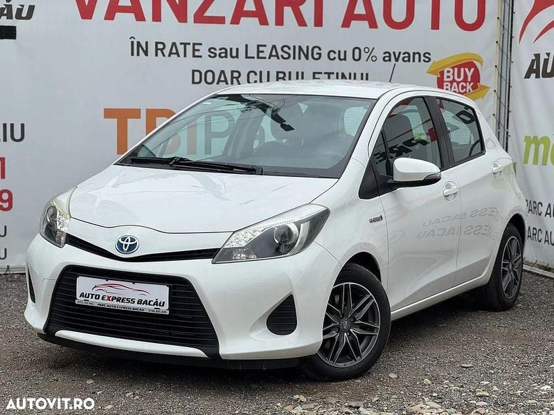 Culoarealb Utilizat 2012 Toyota Yaris Hybrid Hatchback | 7.500 EUR (Preț OK) - Imagine 1/4