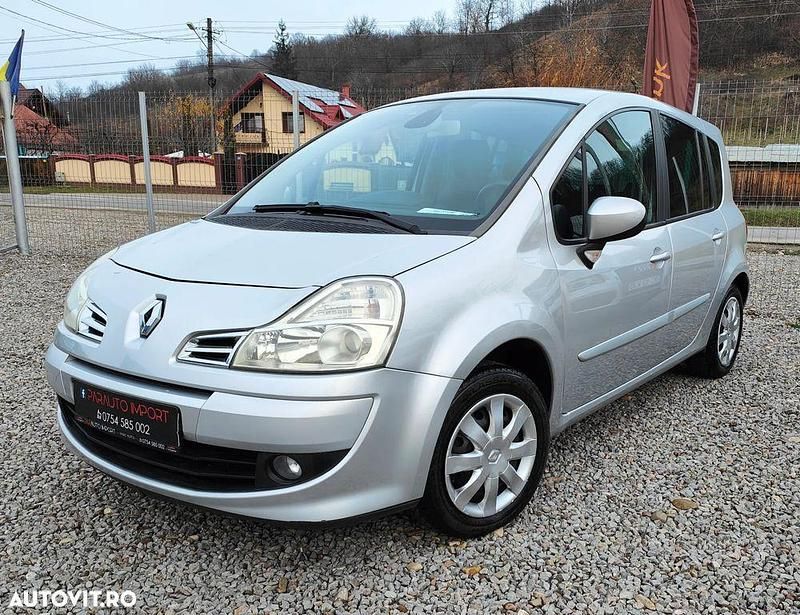 Culoaregri Second-hand 2011 Renault Modus Monovolum | 2.990 EUR - Imagine 1/4