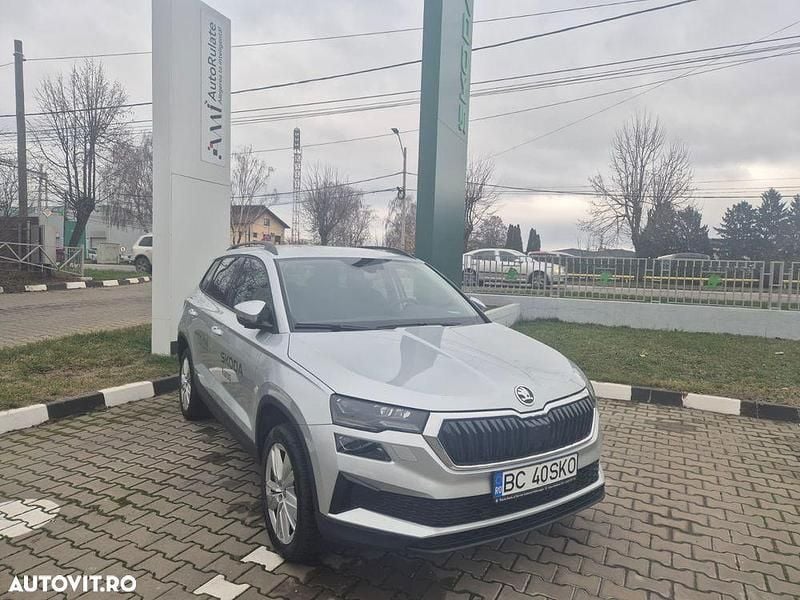 Culoareargint Utilizat 2025 Skoda Karoq Selection SUV | 31.900 EUR (Preț OK) - Imagine 1/4